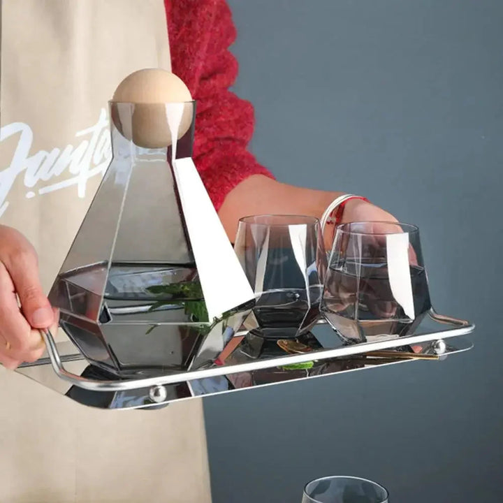 Nordisk prisme glasskaraffel med trelokk | Skanto