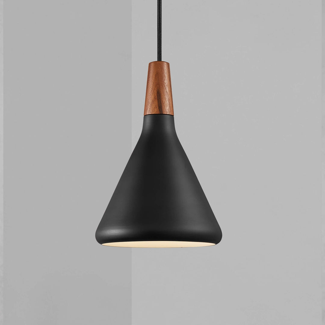 Arren Pendelampe Modern Konisk Design | Skanto
