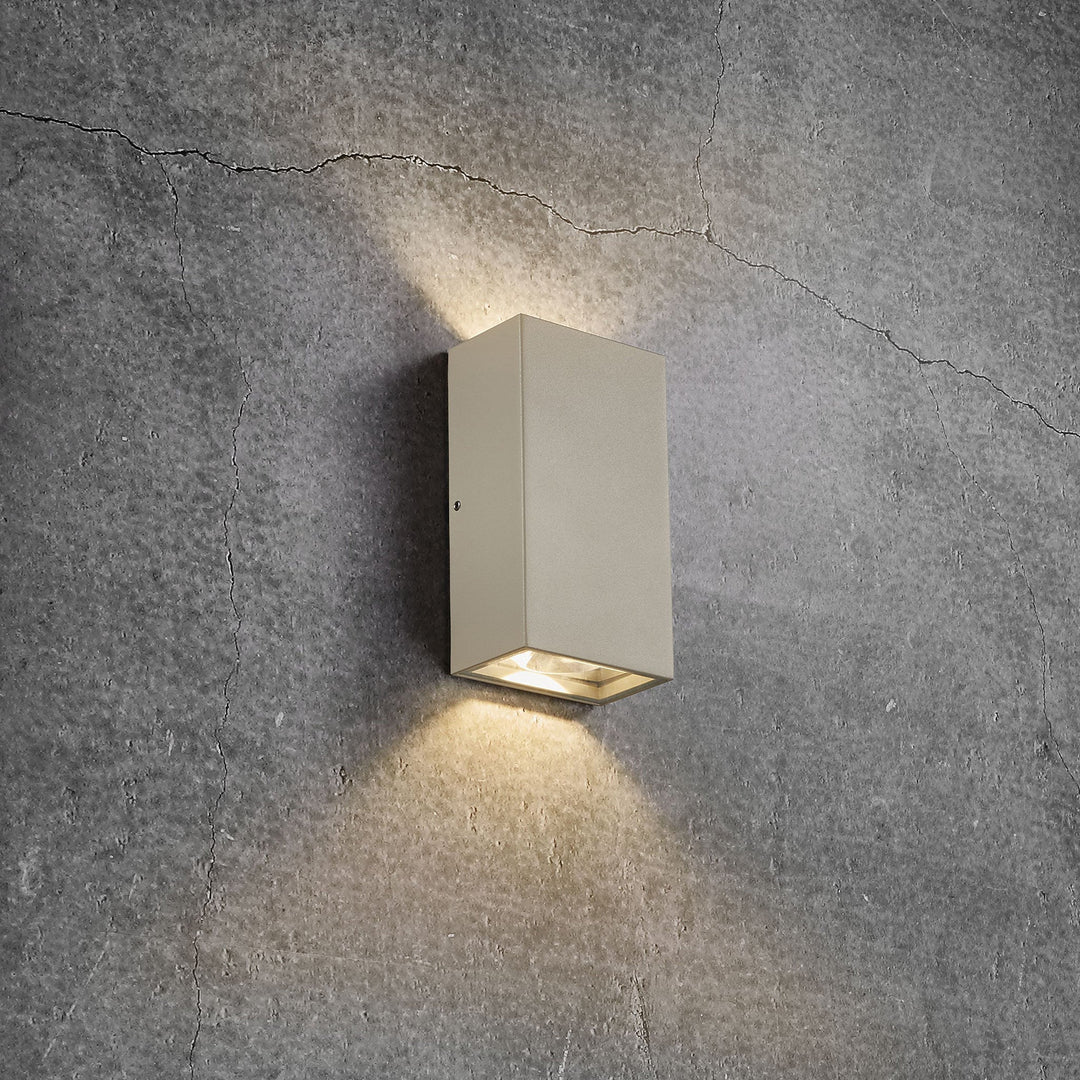 Cyrus LED Vegglampe Dimbar | Skanto