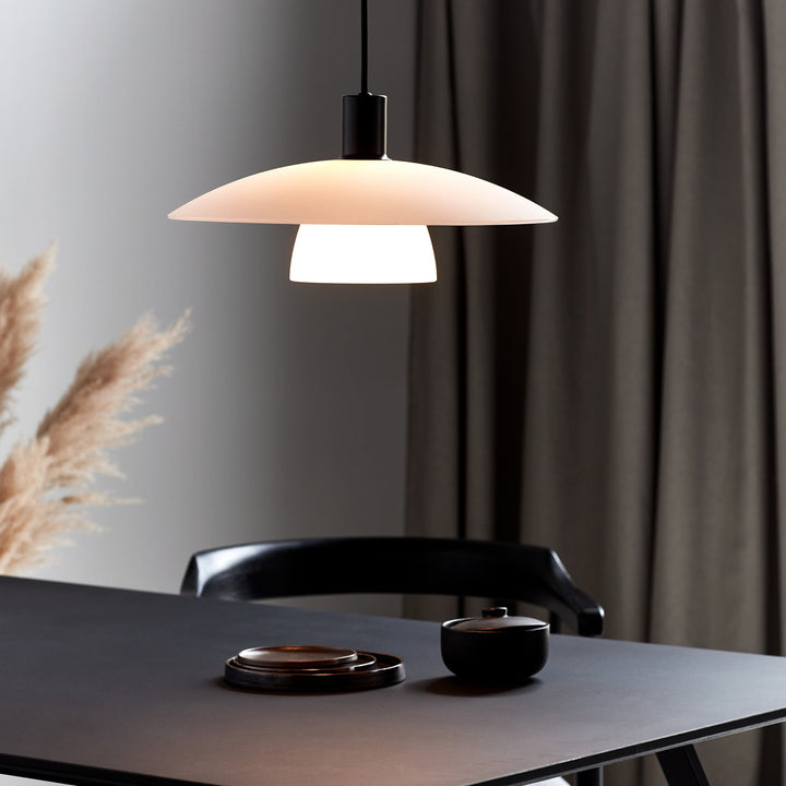 Skanto | Elegant lampe med tidløst design