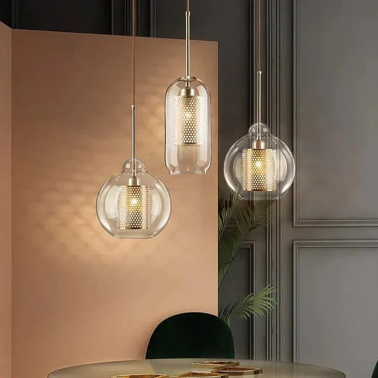 Skanto | UrbanBeam – Stilrent Jern- og Glass Henge Lys
