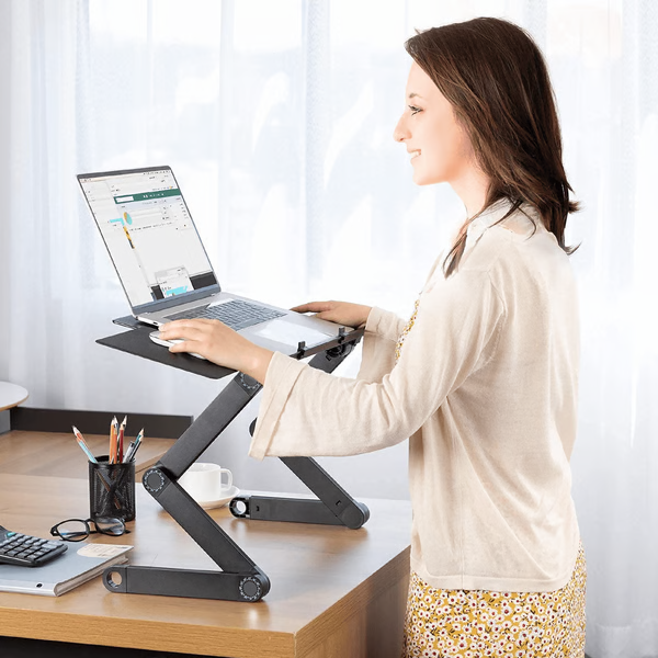 Skanto | 360° Ergonomisk Laptop Stativ – Justerbart & Bærbart FlexStand