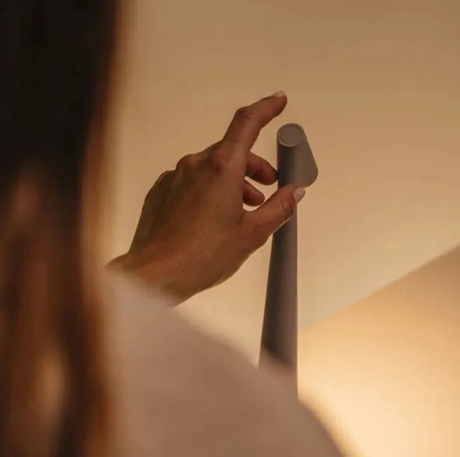 Skanto | Nordisk minimalistisk design stemningslys | Trådløs | LED | Leselampe | Spise lampe