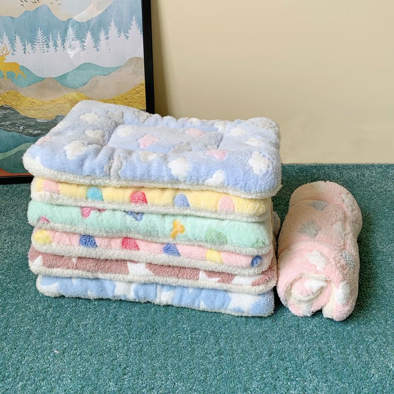 Skanto | SNUGCLOUD – Fluffy Fleece Pillow for Relaxed Pet Sleep