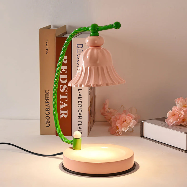 Skanto | BloomAura – Sjarmerende Rosa Glassbordlampe