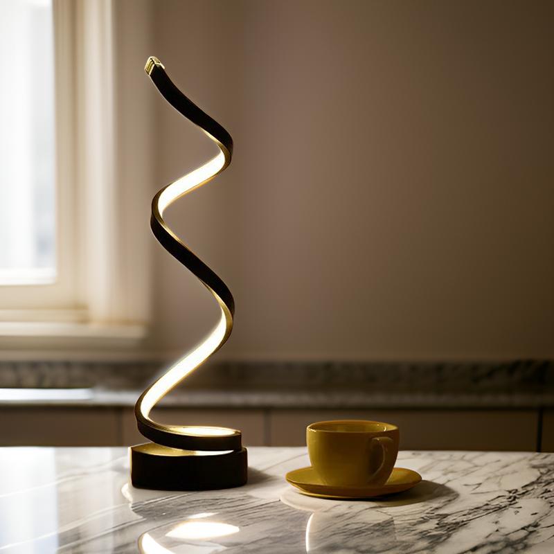 Skanto | Moderne LED bordlampe med berøringskontroll og varmt lys
