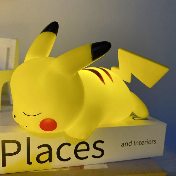Skanto | Fortryllende Pikachu Nattlampe - Magisk Lys for Barn