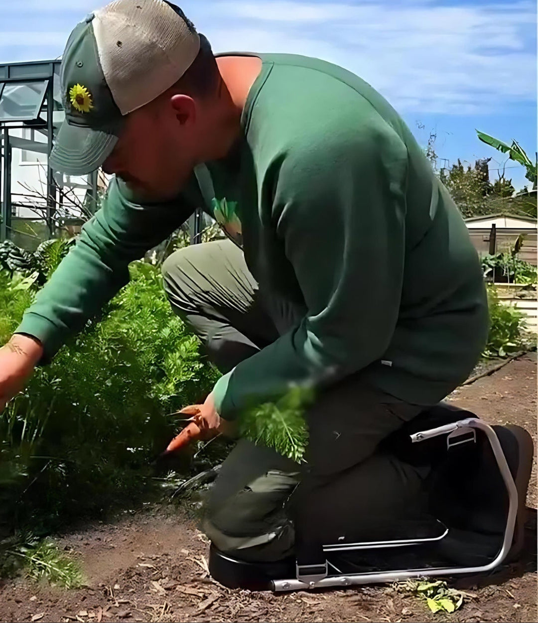 Skanto | Bærbar Hagekniv og Krakk - GardenEase Duo