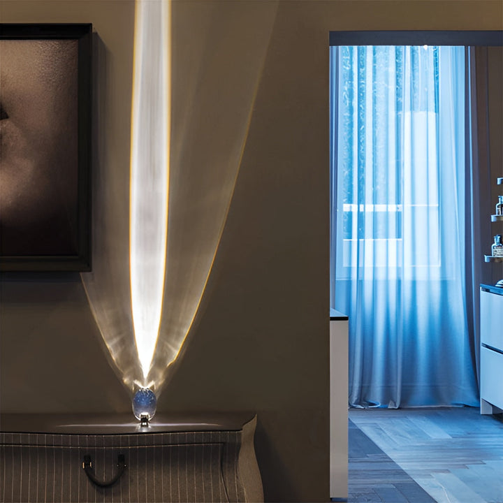 Skanto | Prismatic Projector Lamp med LED – Lunara