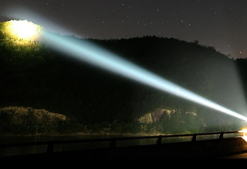 PowerLight - LED taktisk lommelykt | Skanto