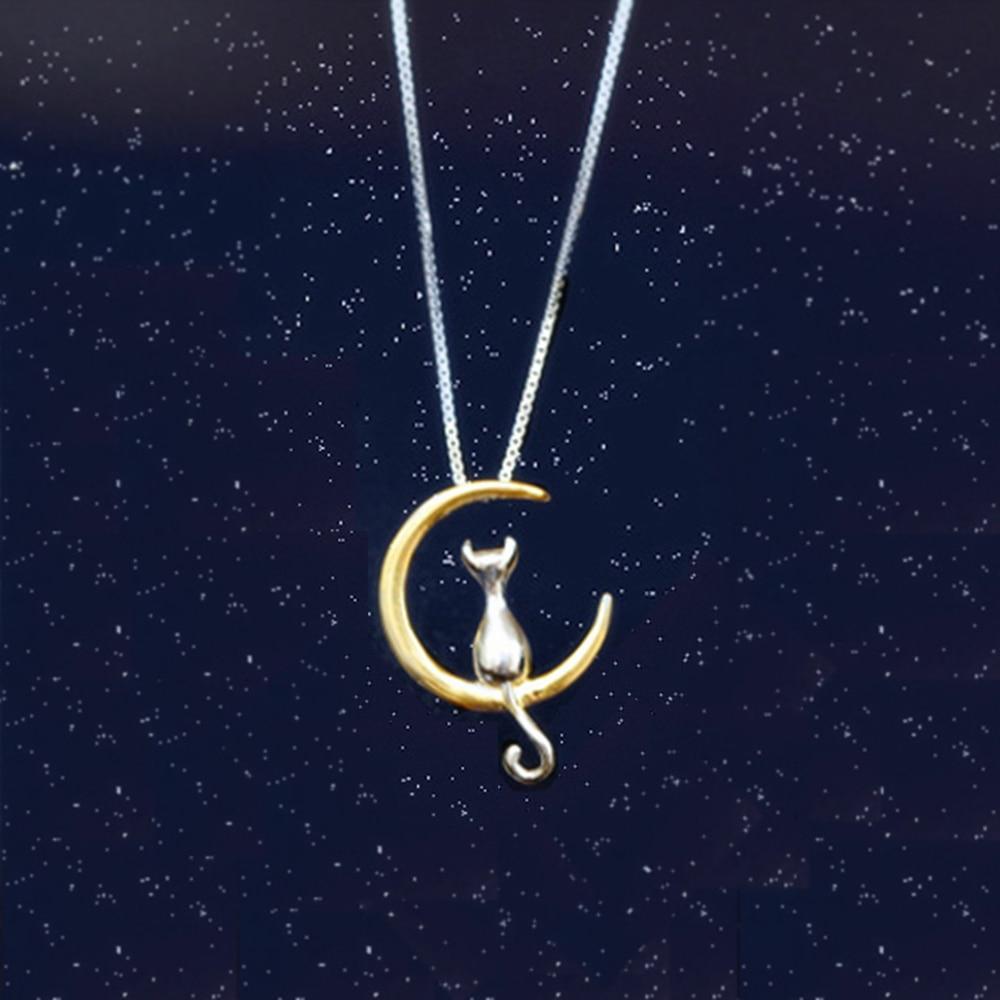 Kat - Moon Swing Necklace | Skanto