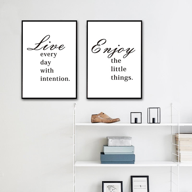 Minimalistisk Nyt de små ting Livssitat Livlige bokstaver Veggkunst Trykk