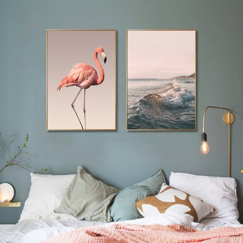Moderne romantisk lerretsbilde med rosa peoner og flamingoer