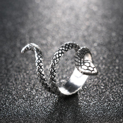 Covet - Serpentine Ring | Skanto