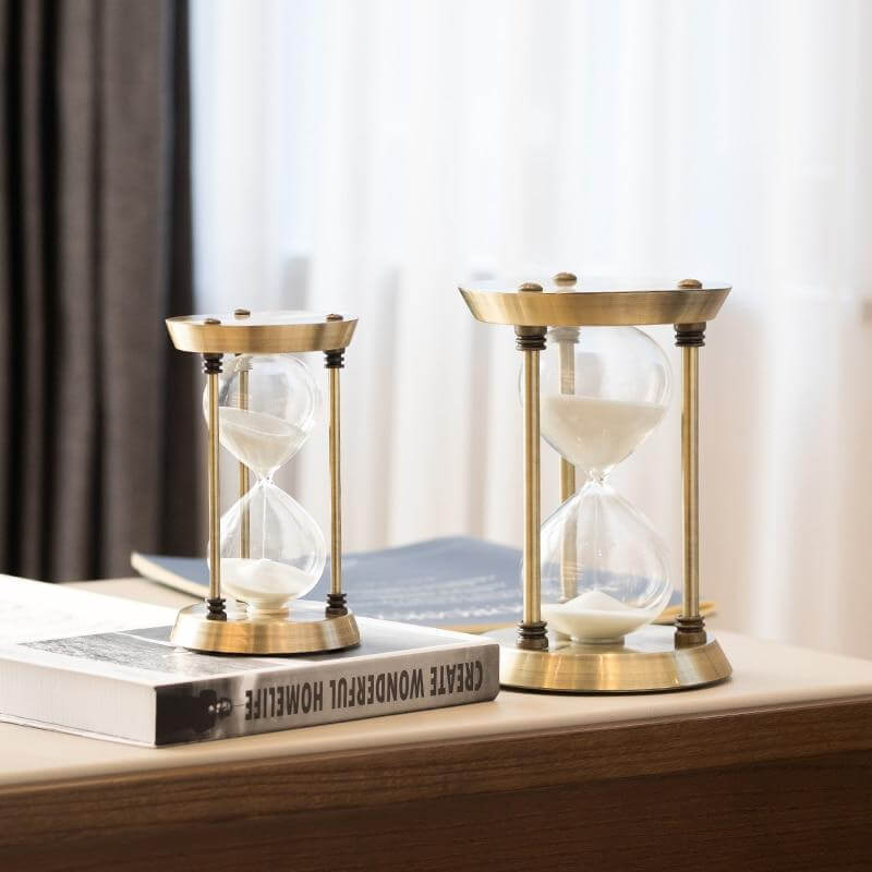 Elegant timeglass time sand | Skanto