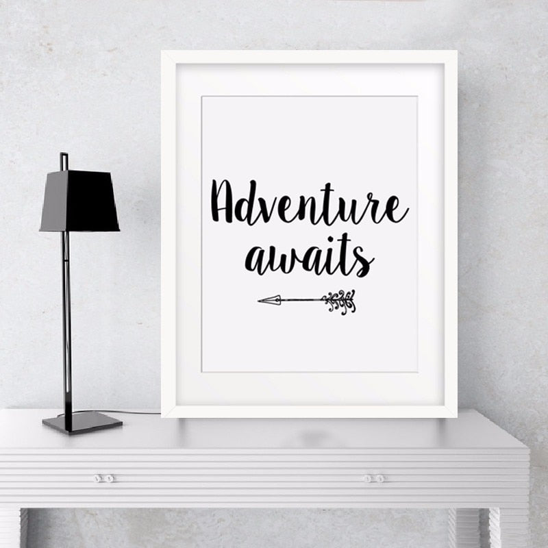 Adventure Awaits Pfeil - Lerret Veggkunst Maleri | Skanto