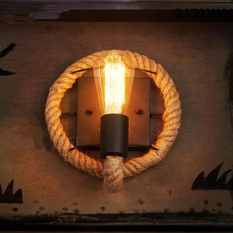 Skanto | Vintage Taupe Vegglampe