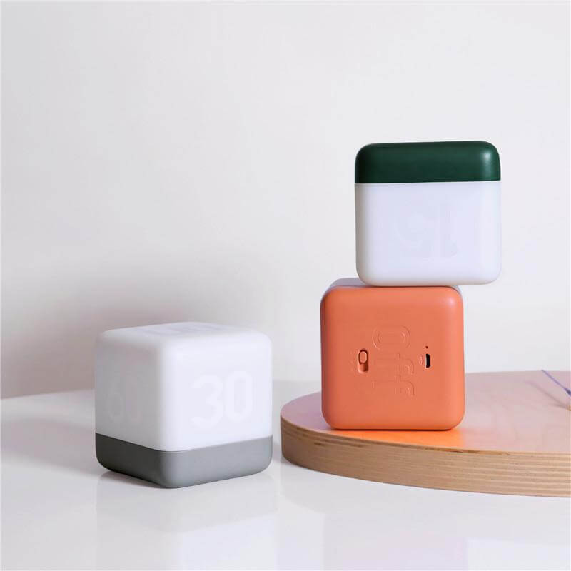 Elegant kreativ ChargeaSkantoe quadratisk nattbordlampe