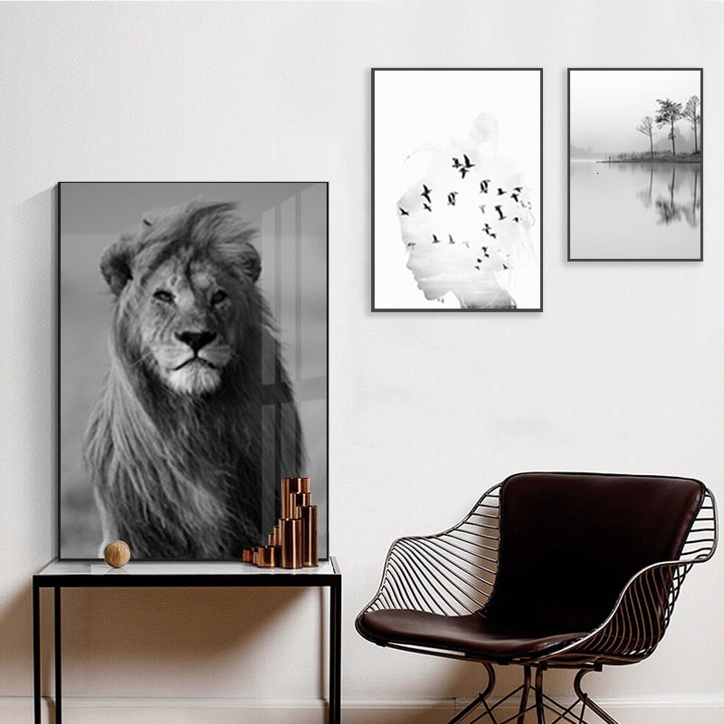 Foggy Sky Lake Lion - Lerret Veggkunst Maleri