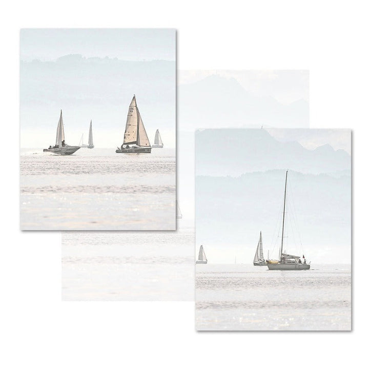 Sommerlandskap med seilbåtmotiv – Minimalistisk kunsttrykk på lerret