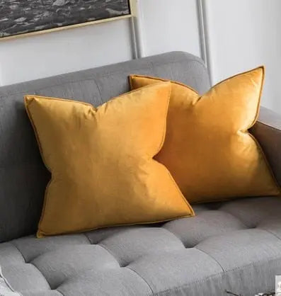 Skanto | VelvetLuxe – Elegant fløyelsputetrekk med raffinerte detaljer