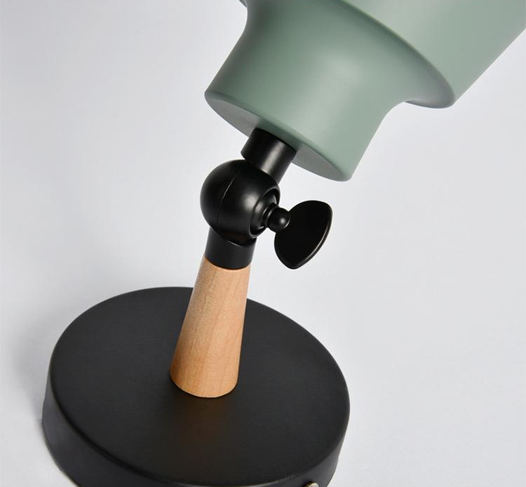 Skanto | RoyaleGlow Sleek Modern Wood Wall Lamp - Moderne Hjemmelys