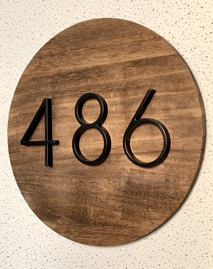Skanto | Royelux Moderne Husnumre - Rustfritt Sinklegering, Svart Finish, 5" Høy