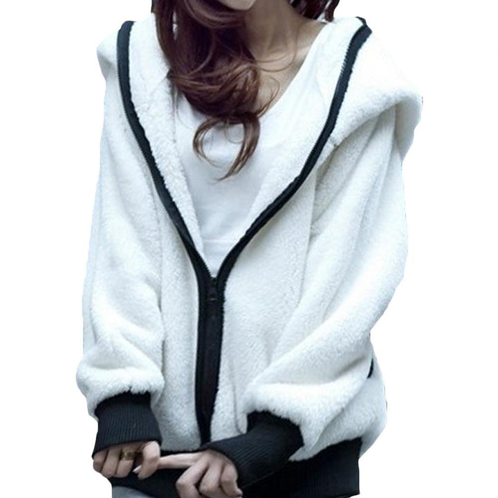 Fluffy Panda Hettegenser | Skanto