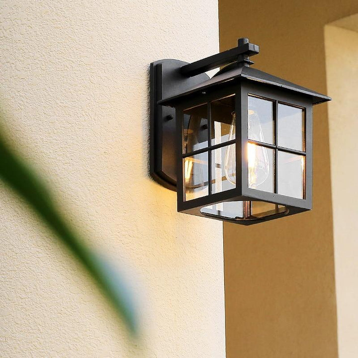 Skanto | Klassisk Utendørs Vegglampe