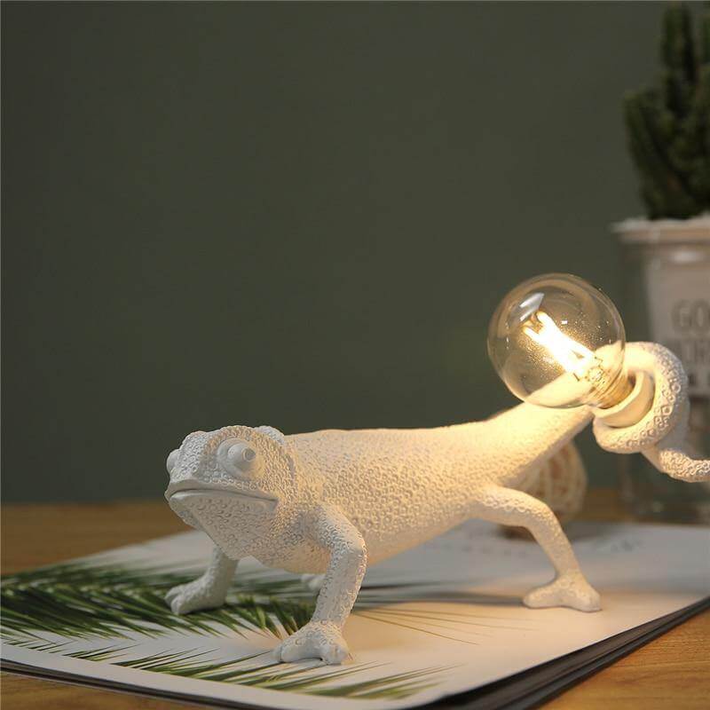 Nordic Modern Kameleon Gepard Skrivebord Lampe | Skanto