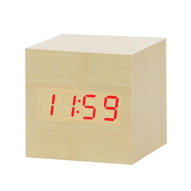 Skanto | Minimalistisk Digital LED Vekkerklokke med Tale Kontroll – Elegant Design og Klar Skjerm for Uanstrengte Morgener