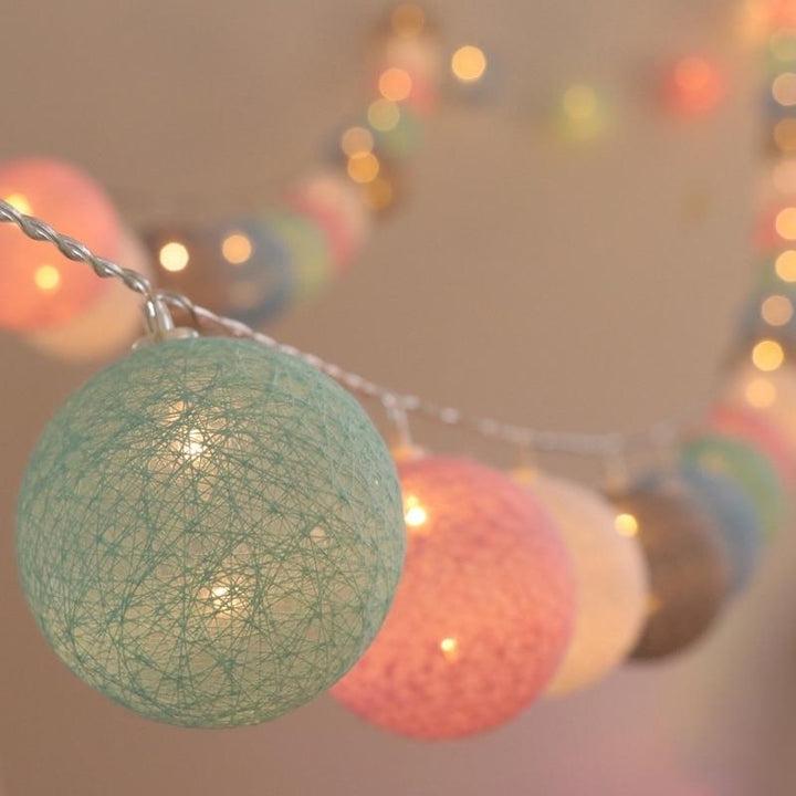 Skanto | LED Bomull Ball Lysstyrker