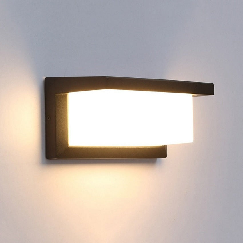 Horisontal LED Utendørslampe | Skanto