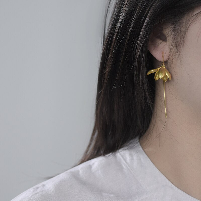 Skanto | 18K Gull Elegant Magnolia Blomst Dangle Øredobber