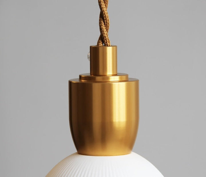 Moderne nordisk keramik-pendellamper