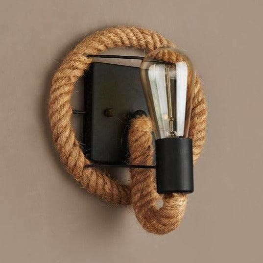 Skanto | Vintage Taupe Vegglampe