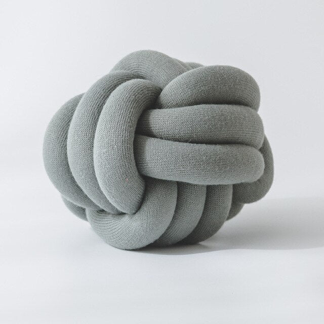 Knot Ball Cushion | Skanto
