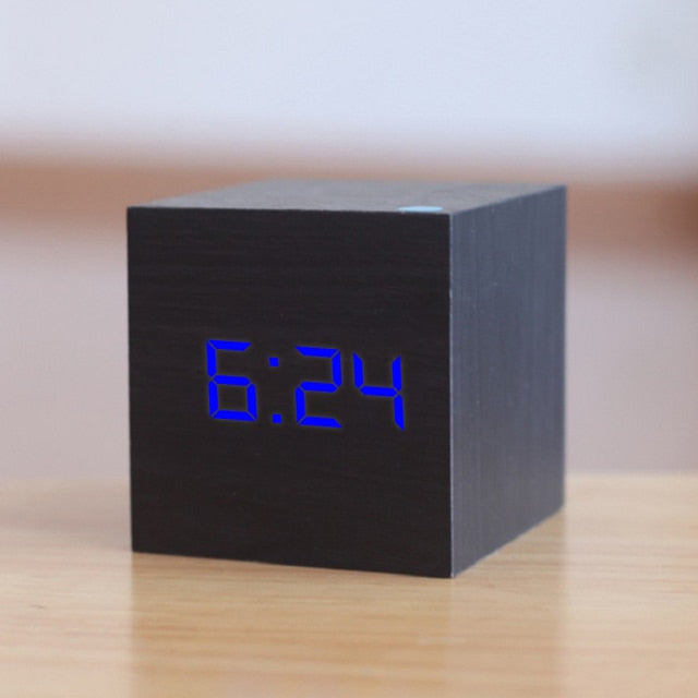 Skanto | Digital firkantet LED-klokke