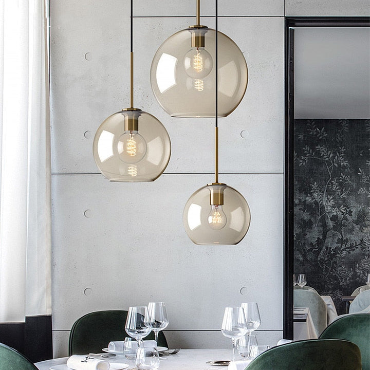 Moderne hengelamper i glass