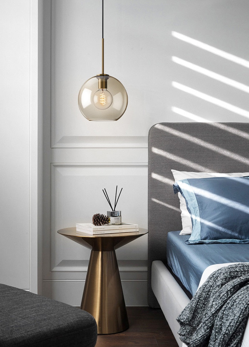 Moderne hengelamper i glass