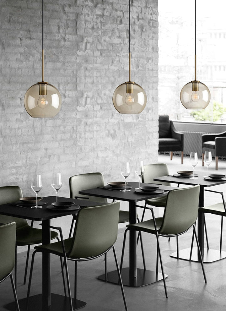 Moderne hengelamper i glass