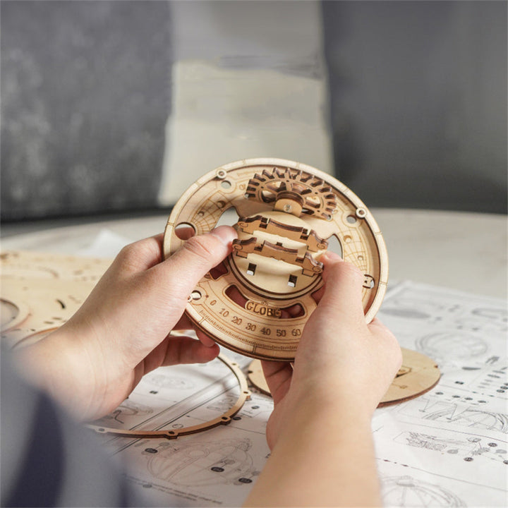 3D-Puslespill Lysende Globe | Skanto