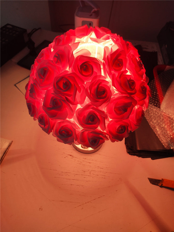 Skanto | Rose Blossom Nattbord Lampe