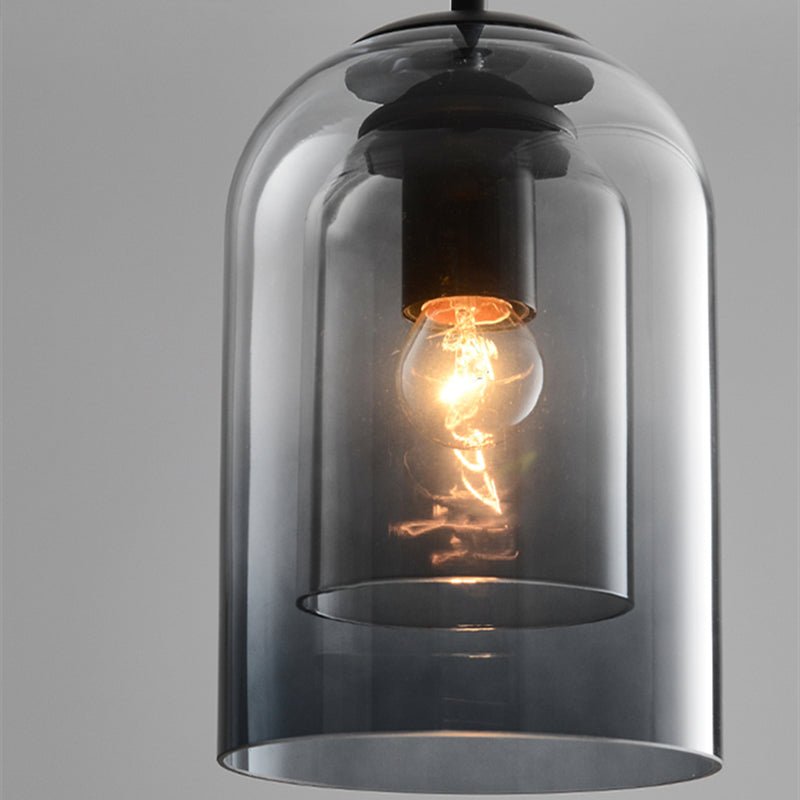 Mica Mid-Century Pendelleuchte – Doppelter Glasschirm mit Eisenbeschlägen