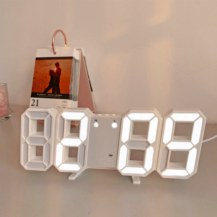 3D LED Moderne Digital Vekker Veggklokke | Skanto