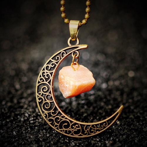 Healing Crystal Necklaces | Skanto