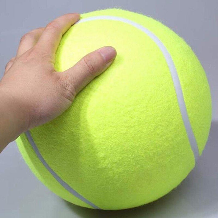 Den gigantiske tennisballen | Skanto