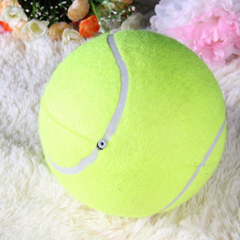 Den gigantiske tennisballen | Skanto