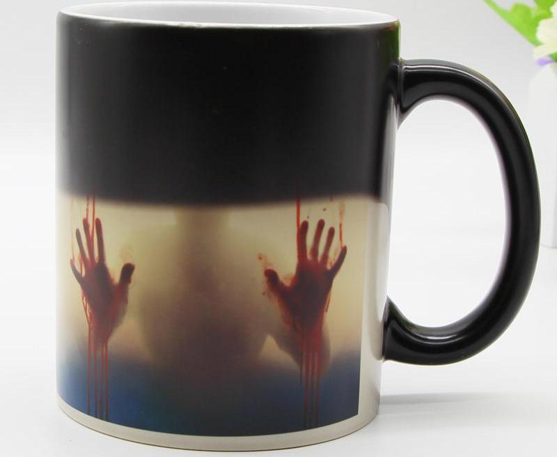 Heat Sensitive Bloody Hands Mug | Skanto