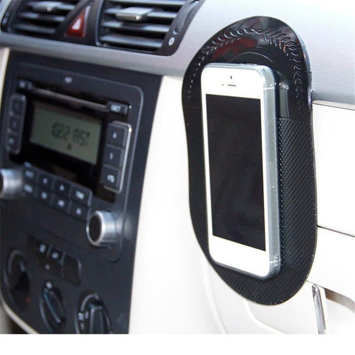 Dashboard sticky pad | Skanto